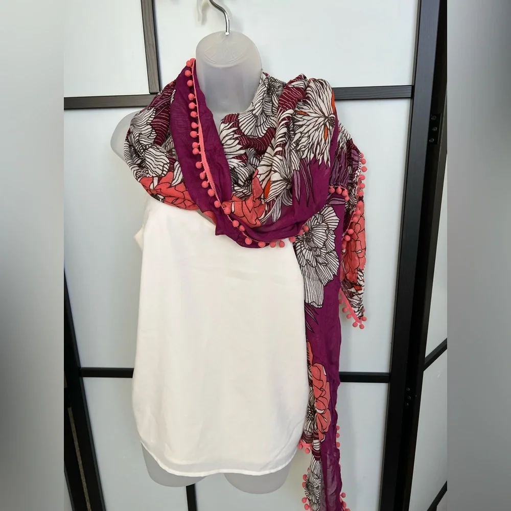 NWT HALOGEN Nordstrom Boho Rectangle Lightweight Scarf Wrap Floral Poms Eclectic